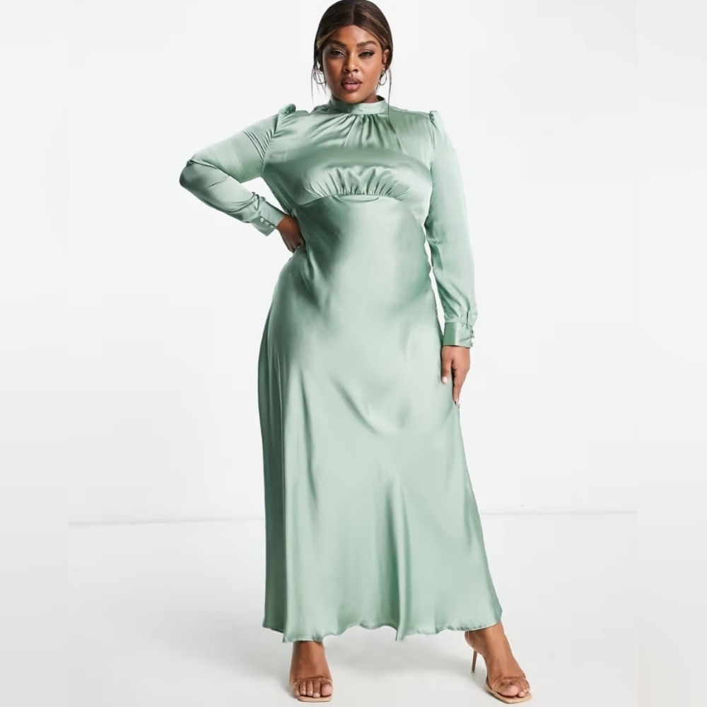 Elegant Plus Size Green Satin Maxi Dress - Picture 3 of 6